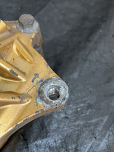 Load image into Gallery viewer, 2004-2007 Subaru WRX STI Front Caliper Set Brembo Brembos Calipers #521289