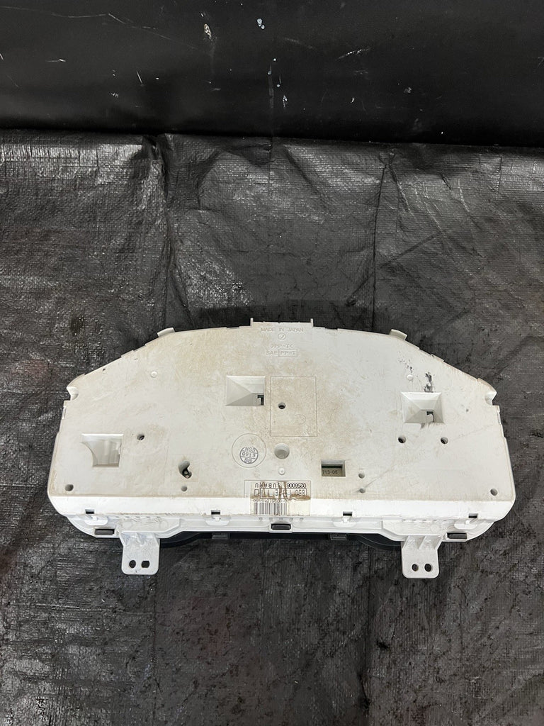 2004 Subaru Impreza WRX STi OEM Speedometer Gauge Cluster 208K Miles #500989