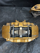 Load image into Gallery viewer, 2004-2007 Subaru WRX STI Front Caliper Set Brembo Brembos Calipers #212661