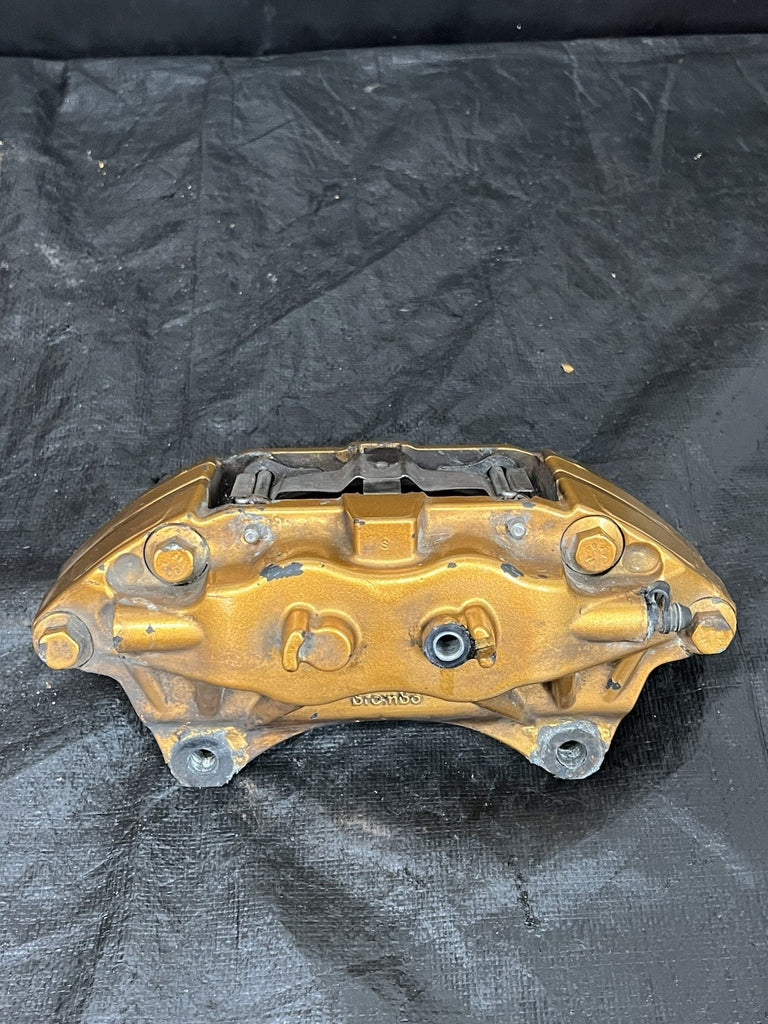 2004-2007 Subaru WRX STI Front Caliper Set Brembo Brembos Calipers #212661