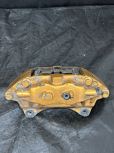 Load image into Gallery viewer, 2004-2007 Subaru WRX STI Front Caliper Set Brembo Brembos Calipers #212661