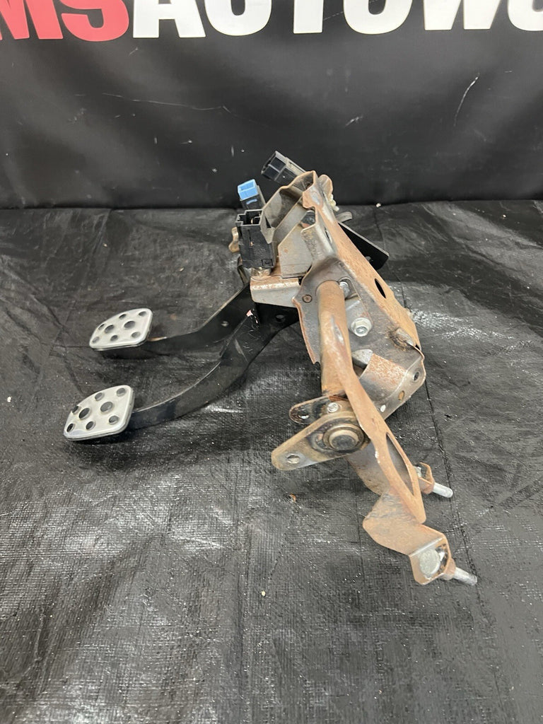 2004-2007 Subaru WRX STI Brake & Clutch Pedal Assembly #508176