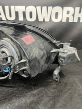 Load image into Gallery viewer, 2008-2009 Subaru Legacy Outback Driver Left Headlight #212661