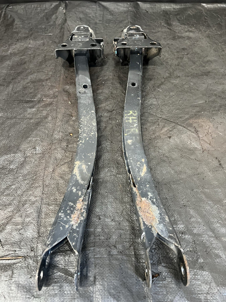 2004-2007 SUBARU WRX STI REAR TRAILING CONTROL ARMS PAIR LH & RH OEM #518682
