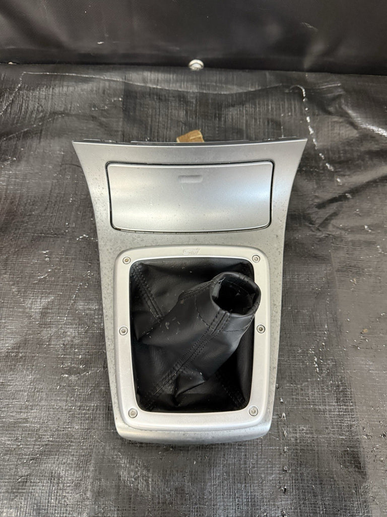 2005-2007 Subaru Impreza STI Shifter Trim Surround Bezel #525182