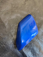 Load image into Gallery viewer, 2006 SUBARU WRX STI EJ257 2.5L OEM REAR ROOF VANE SPOILER WING ASSY WRB #525182