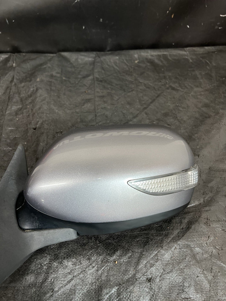 2005-2009 Subaru Legacy GT Mirrors Quartz Silver Metallic #212661