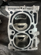 Load image into Gallery viewer, 04-21 SUBARU WRX STI OEM CASE HALVES BARE BLOCK SET BLOCK ASSEMBLY STOCK #212661