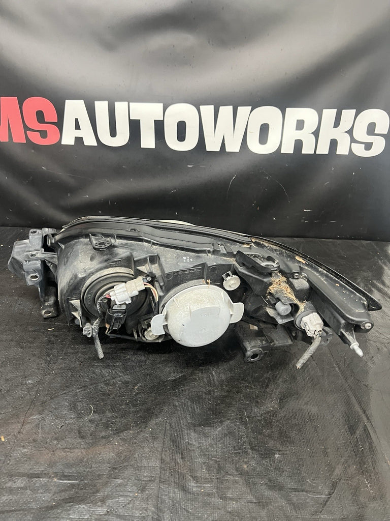 2008-2009 Subaru Legacy Outback Passenger Right Headlight #212661