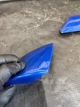 Load image into Gallery viewer, 2006 SUBARU WRX STI EJ257 2.5L OEM REAR ROOF VANE SPOILER WING ASSY WRB #525182