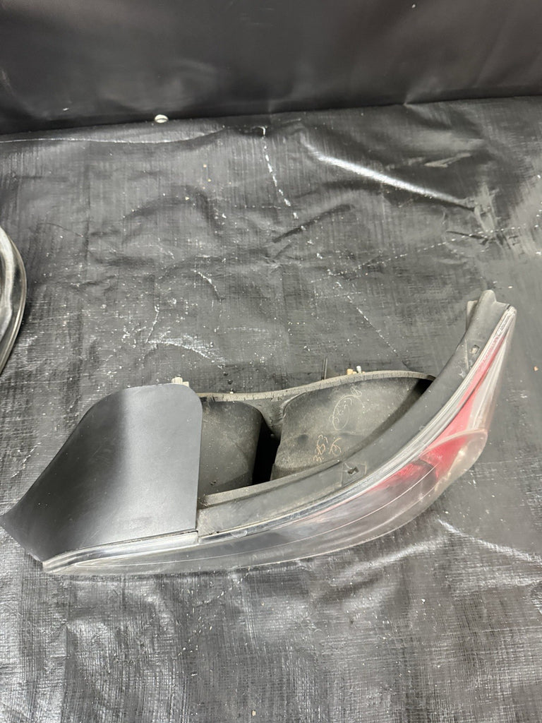 2000-2003 Honda S2000 AP1 Genuine Left & Right Taillights Tail Lights OEM