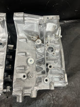Load image into Gallery viewer, 04-21 SUBARU WRX STI OEM CASE HALVES BARE BLOCK SET BLOCK ASSEMBLY STOCK #212661