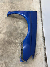Load image into Gallery viewer, 2006-2007 SUBARU WRX STI EJ257 2.5L RH PASSENGER SIDE FENDER ASSY WRB #525182