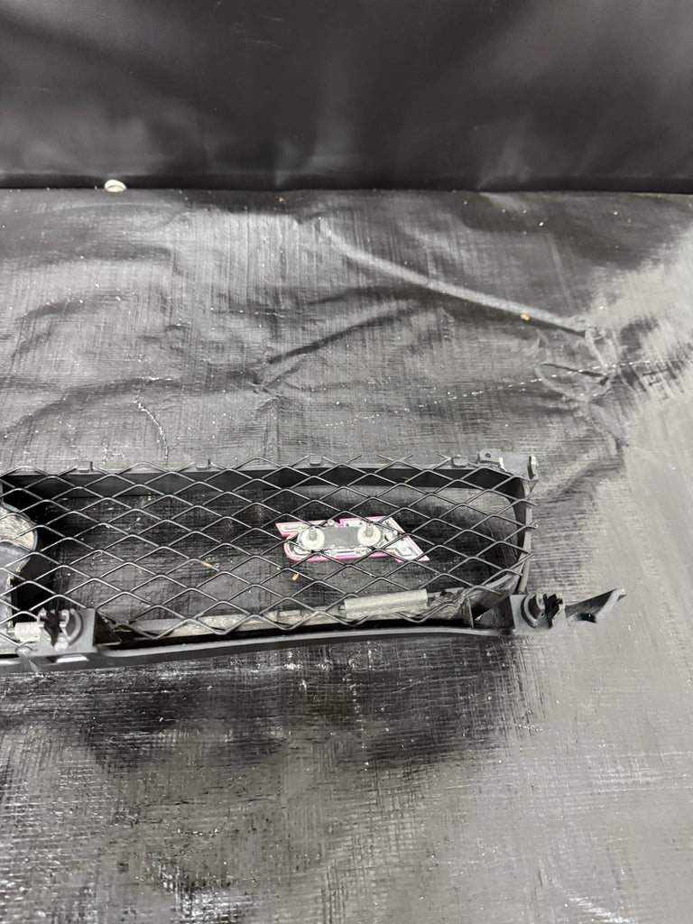 2004-2005 Subaru Impreza WRX STI Grill Grille Mesh Front Insert Trim #500989