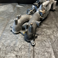 Load image into Gallery viewer, 2004 2005 Subaru Impreza WRX Intake Manifold Assembly 2.0L OEM #518586