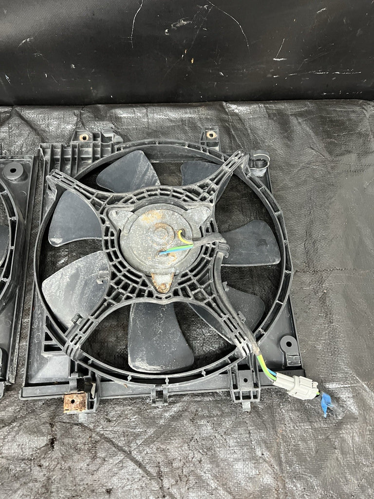2004-2007 SUBARU WRX STI RADIATOR COOLING FANS ASSEMBLY SET LH/RH OEM #518682