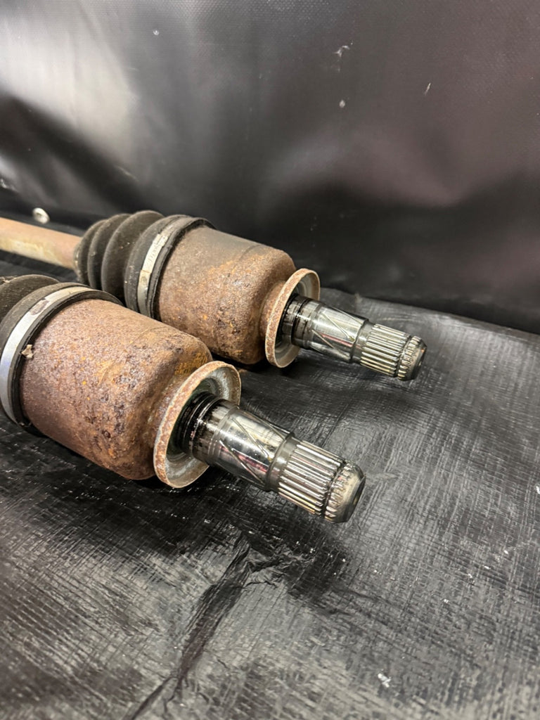 2005-2007 SUBARU WRX STI Rear CV Axles OEM LH & RH Drive Shaft R180 #525182