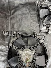 Load image into Gallery viewer, 2004-2007 SUBARU WRX STI RADIATOR COOLING FANS ASSEMBLY SET LH/RH OEM #525182