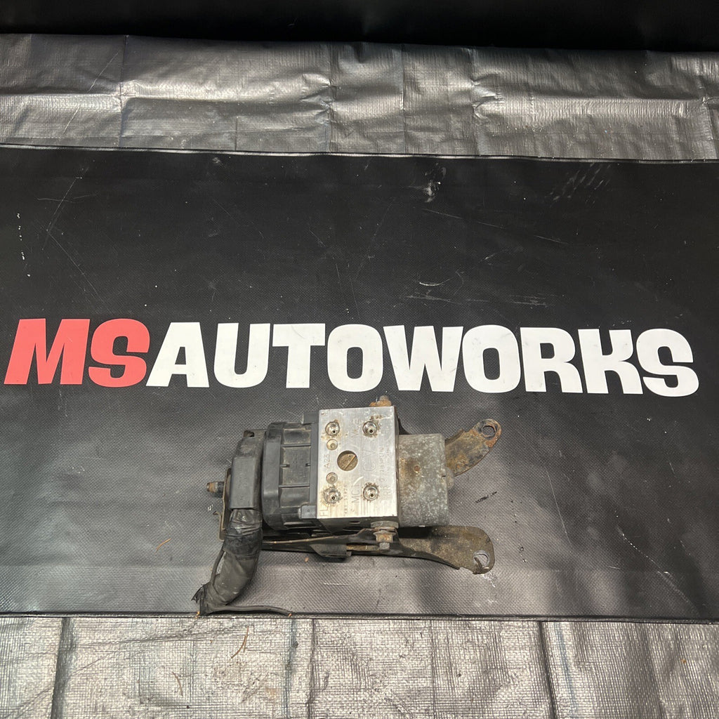2002-2004 Subaru Impreza WRX ABS Brakes Pump Module ECU Electric Motor #524314