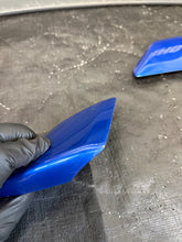 Load image into Gallery viewer, 2006 SUBARU WRX STI EJ257 2.5L OEM REAR ROOF VANE SPOILER WING ASSY WRB #525182