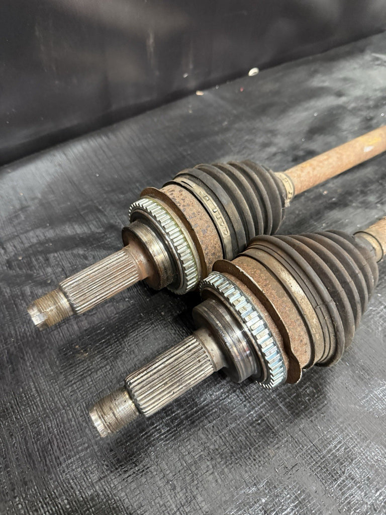 2004 SUBARU WRX STI OEM 6SPD LH RH FRONT AXLE AXLES SHAFT PAIR #500989