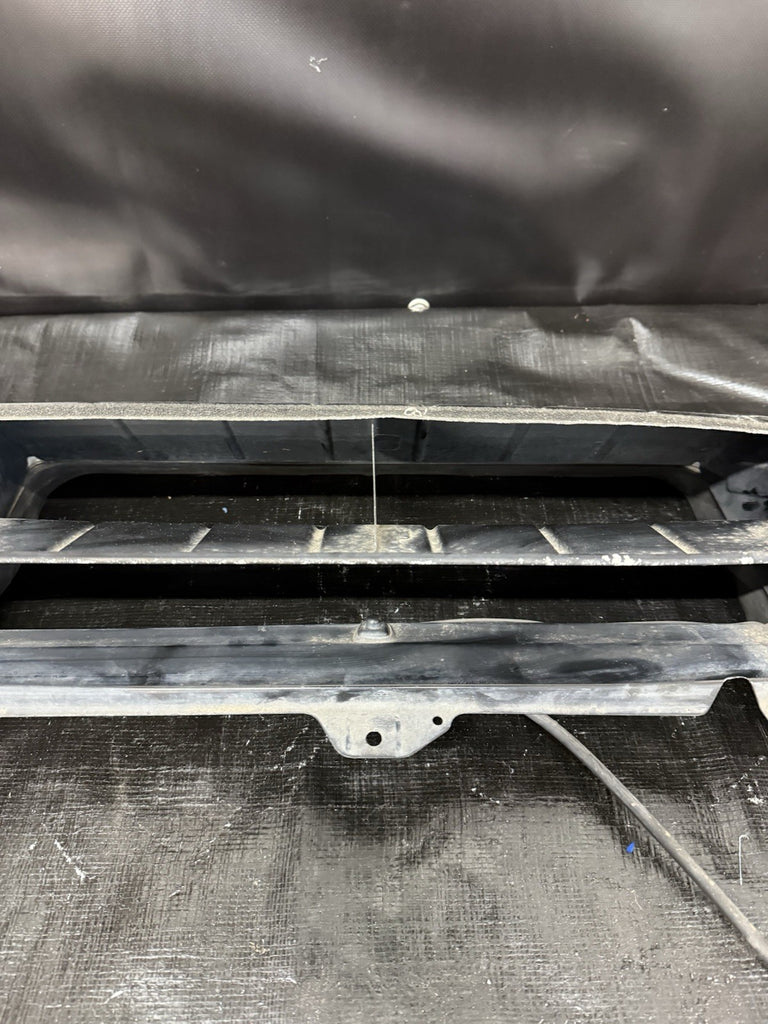 2004-2005 Subaru WRX STI Top Mount Intercooler Splitter OEM #500989