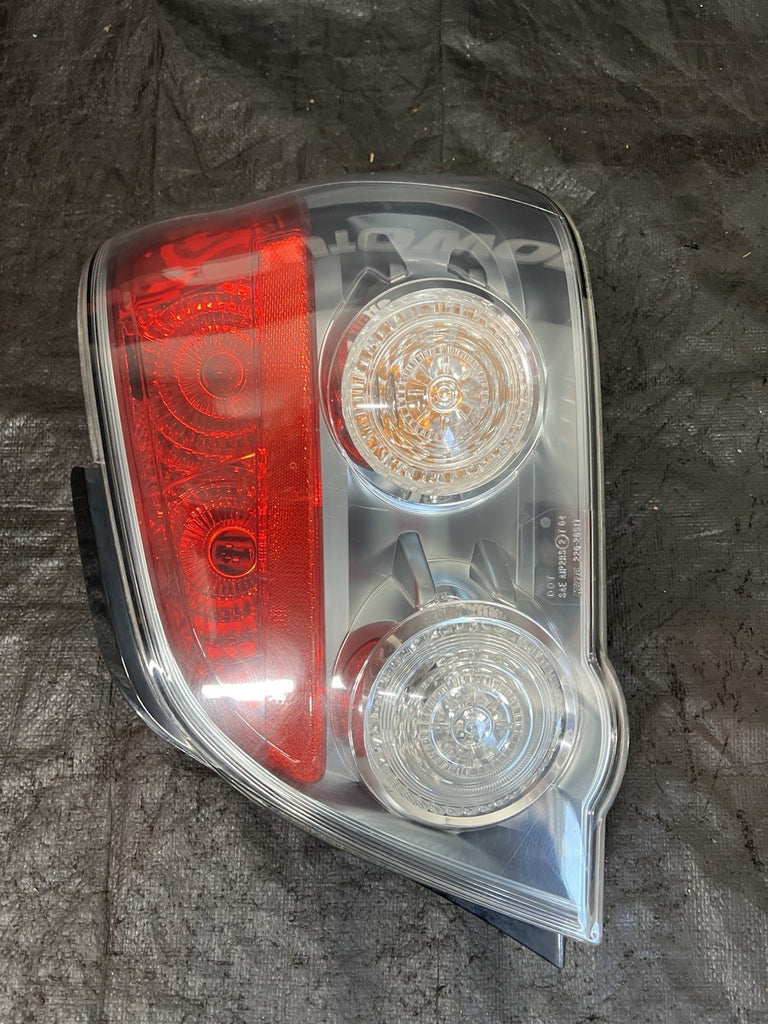 2004-2007 Subaru Impreza Tail Lights Sedan Set Pair WRX/STi Genuine #525182