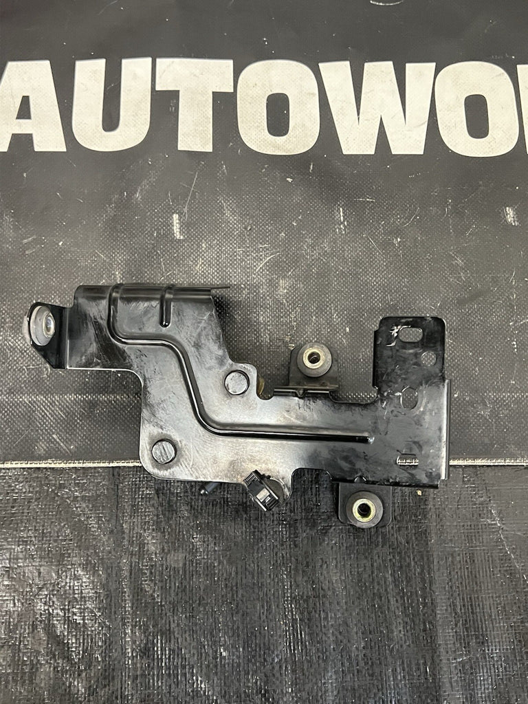 04-07 SUBARU WRX STI OEM BOOST CONTROL SOLENOID WITH BRACKET 16102AA360 #508176
