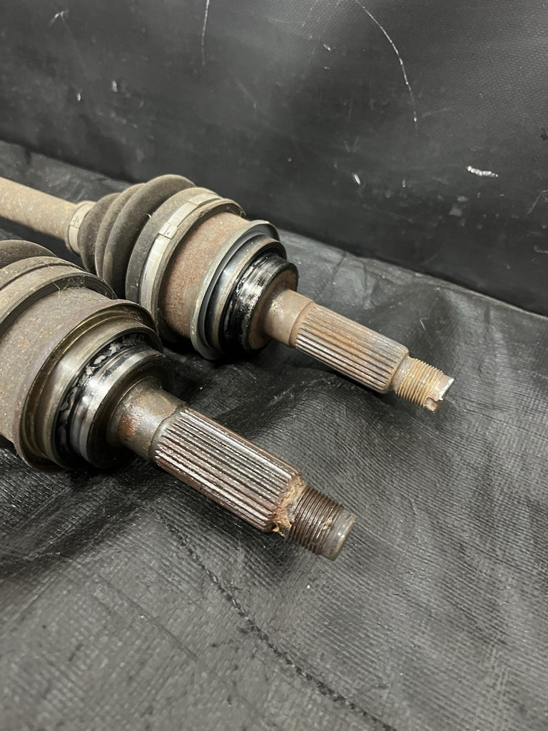 2005-2007 SUBARU WRX STI Rear CV Axles OEM LH & RH Drive Shaft R180 #508176