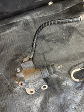 Load image into Gallery viewer, 2004-2007 Subaru Impreza WRX STI Clutch Master &amp; Slave Cylinder #525182