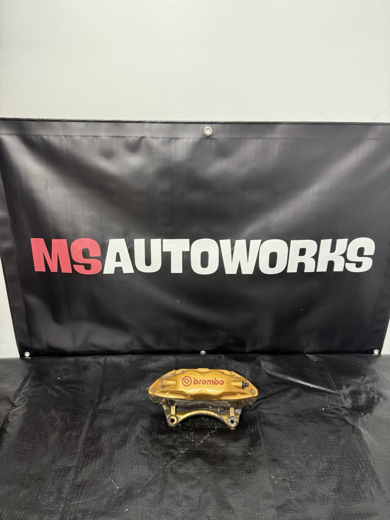 2004-2007 Subaru WRX STI Front RH Brembo Brake Caliper Passenger OEM #525182