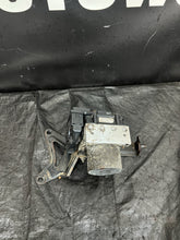 Load image into Gallery viewer, 2005 SUBARU IMPREZA WRX STI SEDAN OEM ABS BRAKE PUMP MODULE UNIT EJ257 #524656