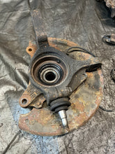 Load image into Gallery viewer, 2004 SUBARU WRX STI FRONT SPINDLES KNUCKLES HUBS PAIR 5x100 OEM #516938