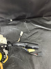 Load image into Gallery viewer, 2006-2007 SUBARU WRX &amp; STI STEERING ROLL CONNECTOR SRS CLOCKSPRING #525182