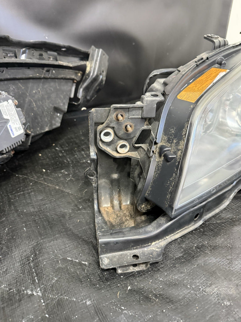 2006-2007 Subaru WRX STi Genuine Halogen Headlight Headlights LH RH OEM #525182