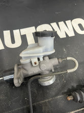 Load image into Gallery viewer, 2002-2007 Subaru Impreza WRX STI Clutch Master &amp; Slave Cylinder #508176