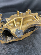 Load image into Gallery viewer, 2004-2007 Subaru WRX STI Front Caliper Set Brembo Brembos Calipers #518682