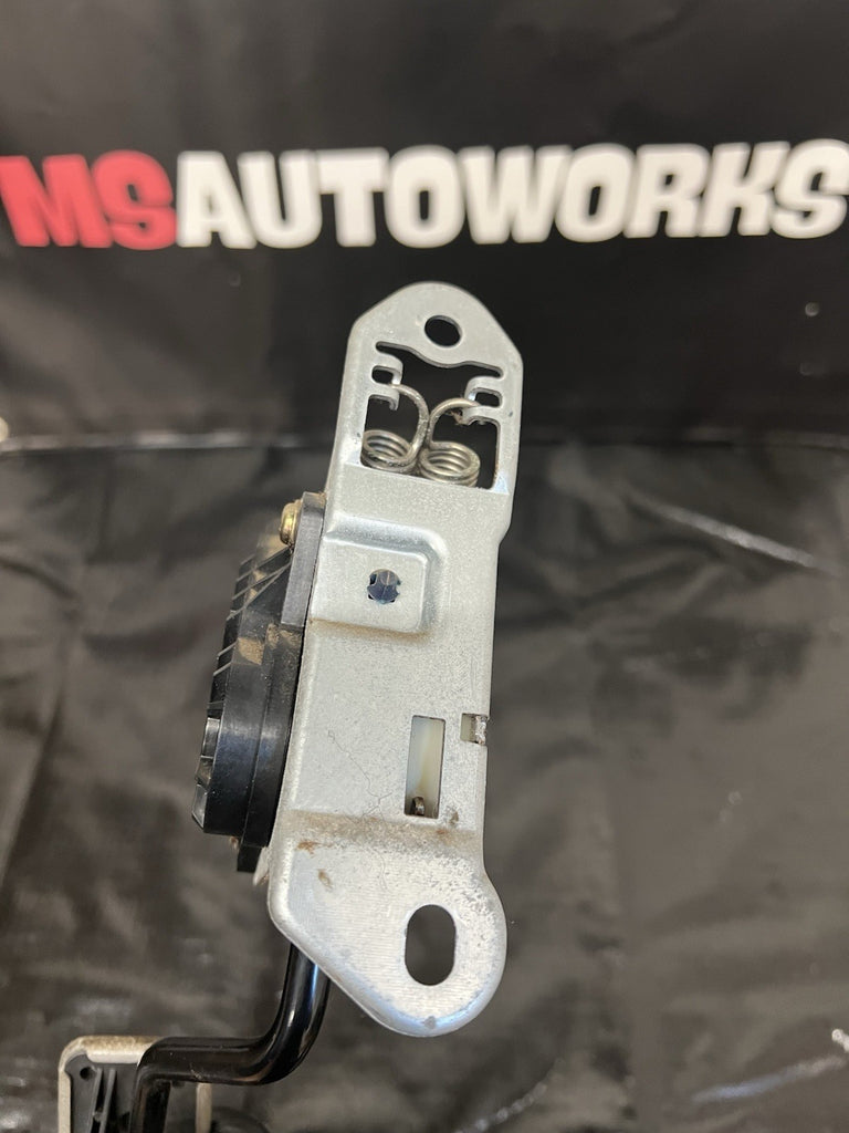 2004-2006 SUBARU WRX STI ACCELERATOR GAS PEDAL ASSEMBLY OEM 36010FE020 #500989