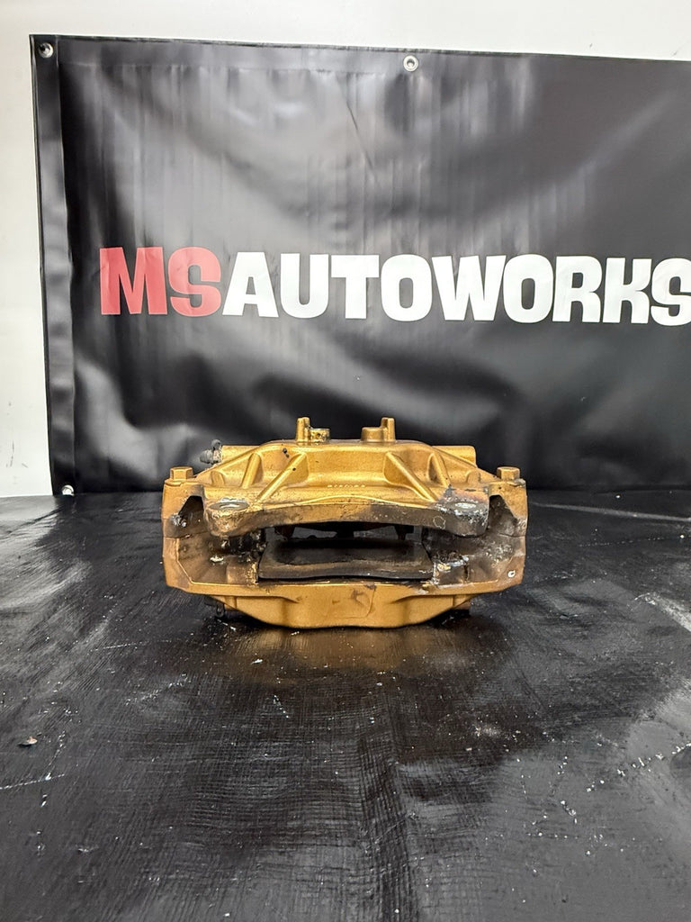 2004-2007 Subaru WRX STI Front RH Brembo Brake Caliper Passenger OEM #525182 2