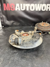 Load image into Gallery viewer, 2000-2003 Honda S2000 S2K AP1 OEM Rear Left &amp; Right Spindle Knuckle Bearing Hub