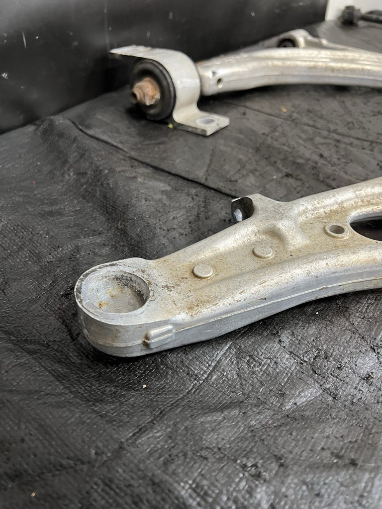 04-07 SUBARU WRX STI OEM FRONT LOWER ALUMINUM CONTROL ARMS PAIR #518682
