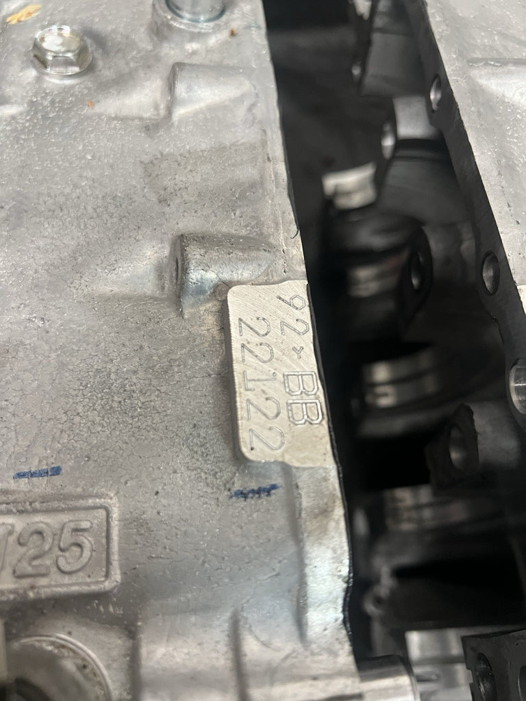 04-21 SUBARU WRX STI OEM CASE HALVES BARE BLOCK SET BLOCK ASSEMBLY STOCK #212661