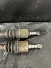 Load image into Gallery viewer, 2005-2007 SUBARU WRX STI OEM 6SPD LH RH FRONT AXLE SHAFT PAIR #524656