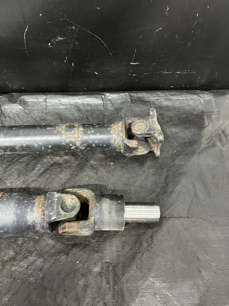 2004-2005 Subaru Impreza WRX STI Drive Shaft Line Rear Driveshaft OEM #518682