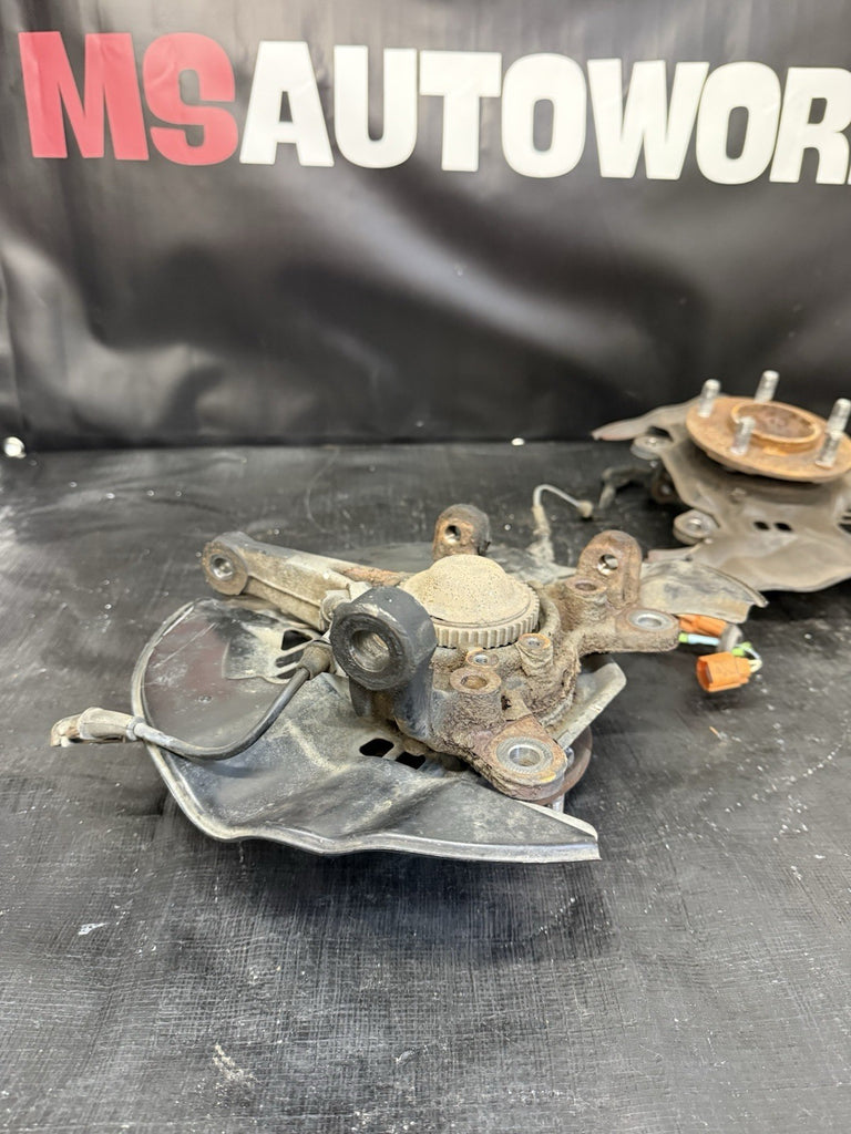 2000-2003 Honda S2000 S2K AP1 OEM Front Left & Right Spindle Knuckle Bearing Hub