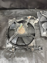 Load image into Gallery viewer, 2004-2007 SUBARU WRX STI RADIATOR COOLING FANS ASSEMBLY SET LH/RH OEM #500989