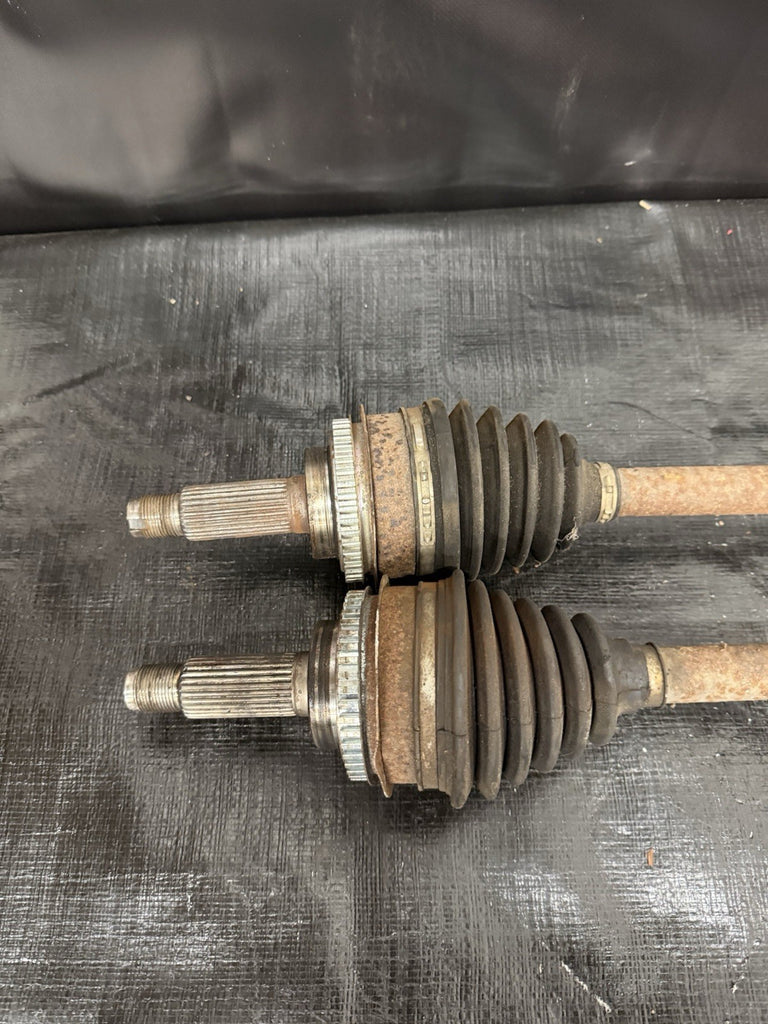 2004 SUBARU WRX STI OEM 6SPD LH RH FRONT AXLE AXLES SHAFT PAIR #500989