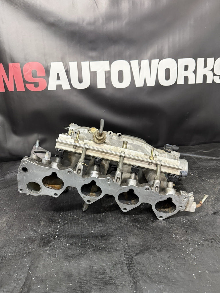 2000-2003 HONDA S2000 2.0L F20C ENGINE INTAKE MANIFOLD OEM