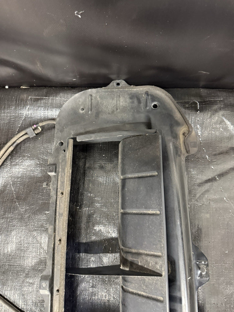 2006-2007 Subaru WRX STi Intercooler Spray Hood Scoop Splitter OEM #525182