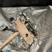 Load image into Gallery viewer, 2004-2007 Subaru WRX STI Brake &amp; Clutch Pedal Assembly #519516